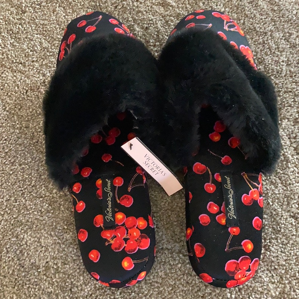 Victoria’s Secret Slippers
